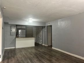 1025 NW 8th St, Hallandale Beach FL 33009