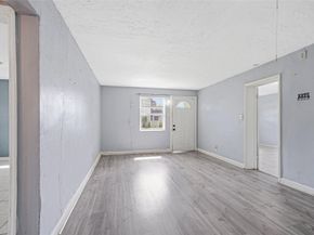 1025 NW 8th St, Hallandale Beach FL 33009
