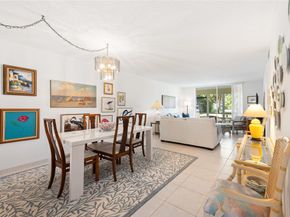 9420 S Hollybrook Lake Dr 109, Pembroke Pines FL 33025