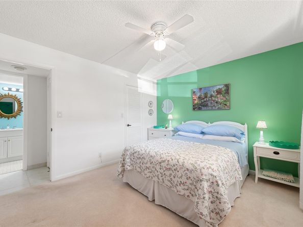 9420 S Hollybrook Lake Dr 109, Pembroke Pines FL 33025