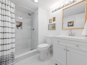 9420 S Hollybrook Lake Dr 109, Pembroke Pines FL 33025