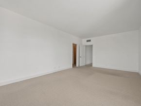 120 Sunset Avenue W3b, Palm Beach FL 33480