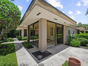 120 Sunset Avenue W3b, Palm Beach FL 33480