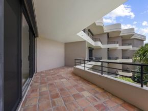 120 Sunset Avenue W3b, Palm Beach FL 33480