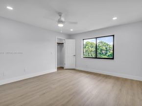 8535 Casa Del Lago F, Boca Raton FL 33433