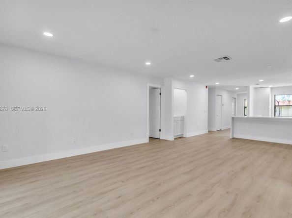 8535 Casa Del Lago F, Boca Raton FL 33433