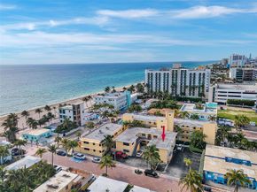 322 Harding Street B202, Hollywood FL 33019