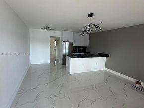 725 SW 11th Avenue 17F, Hallandale Beach FL 33009
