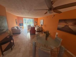 2801 Somerset Drive 105, Lauderdale Lakes FL 33311