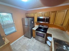2801 Somerset Drive 105, Lauderdale Lakes FL 33311