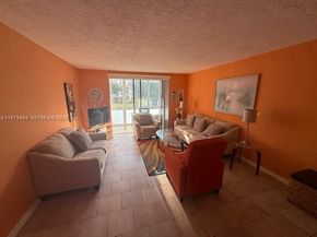 2801 Somerset Drive 105, Lauderdale Lakes FL 33311