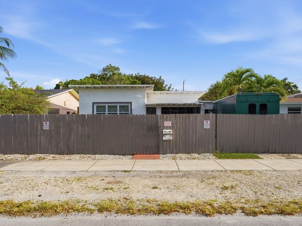 516 SW 15th Street 11, Fort Lauderdale FL 33315