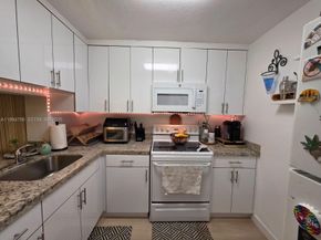 9360 Fontainebleau Boulevard 503, Miami FL 33172