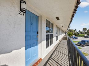 55 SE 14th St 211, Boca Raton FL 33432