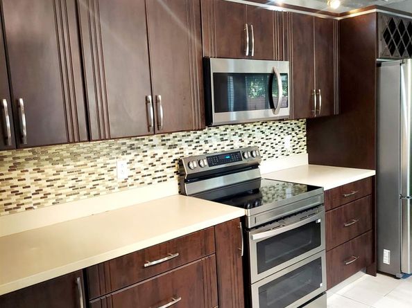 9741 SW 9TH Ct, Pembroke Pines FL 33025