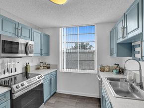 520 SE 5th Ave 2211, Fort Lauderdale FL 33301