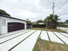 5561 NE 28th Avenue, Fort Lauderdale FL 33308