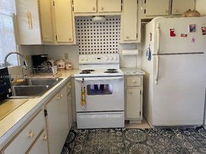5300 Washington Street S111, Hollywood FL 33021