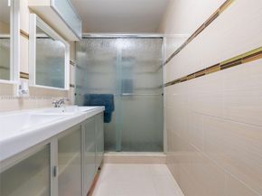 201 E 44th Street, Hialeah FL 33013