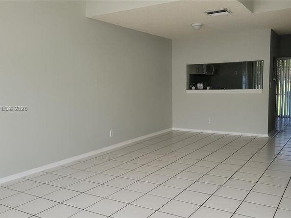 16679 Hemingway Drive, Weston FL 33326