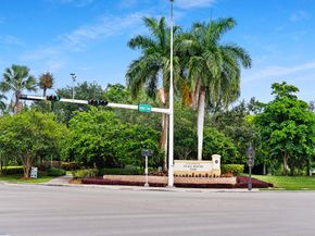 1207 Manor Drive S, Weston FL 33326