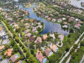 1207 Manor Drive S, Weston FL 33326