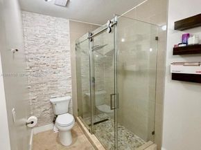 1242 NE 32nd Avenue, Homestead FL 33033