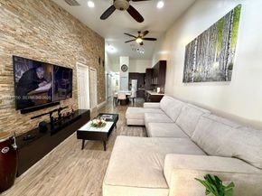 1242 NE 32nd Avenue, Homestead FL 33033