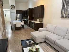 1242 NE 32nd Avenue, Homestead FL 33033