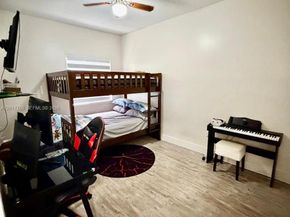 1242 NE 32nd Avenue, Homestead FL 33033
