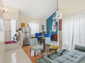 14000 Langley Place, Davie FL 33325