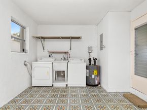 1261 NW 90th Drive, Plantation FL 33322
