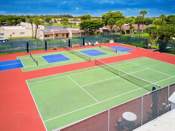 175 Lake Susan Lane, West Palm Beach FL 33411