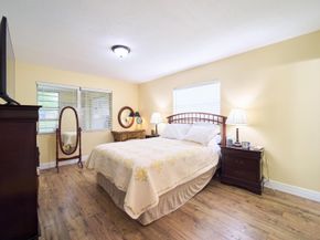 175 Lake Susan Lane, West Palm Beach FL 33411