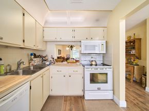 175 Lake Susan Lane, West Palm Beach FL 33411