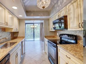 859 Jeffery Street 3030, Boca Raton FL 33487
