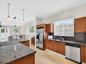825 Sw 12th Street, Fort Lauderdale FL 33315