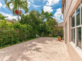 1032 Silktree Lane, Weston FL 33327