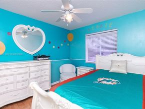 1032 Silktree Lane, Weston FL 33327