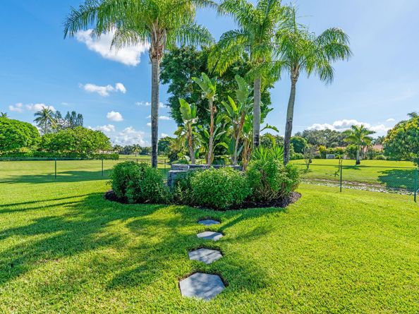 21059 Sweetwater Lane N, Boca Raton FL 33428