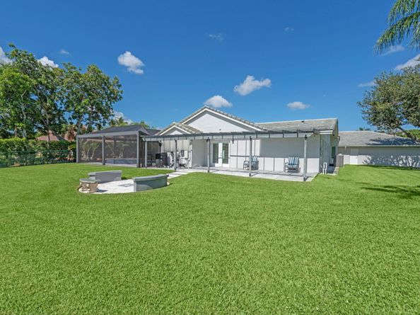 21059 Sweetwater Lane N, Boca Raton FL 33428
