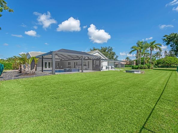 21059 Sweetwater Lane N, Boca Raton FL 33428