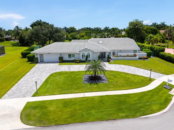 21059 Sweetwater Lane N, Boca Raton FL 33428