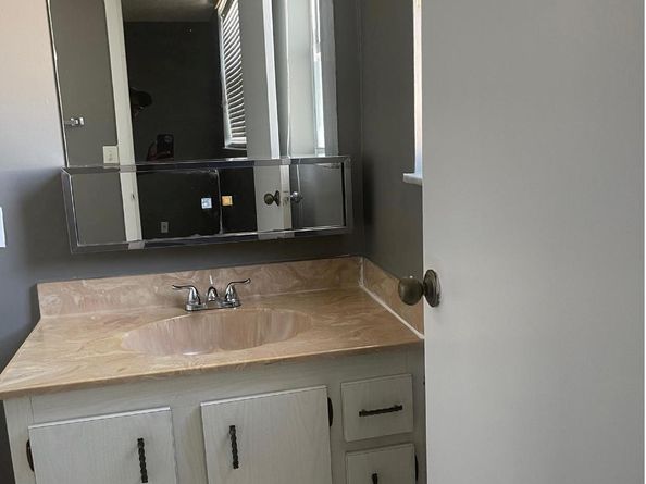 2860 somerset Dr 417, Lauderdale Lakes FL 33311