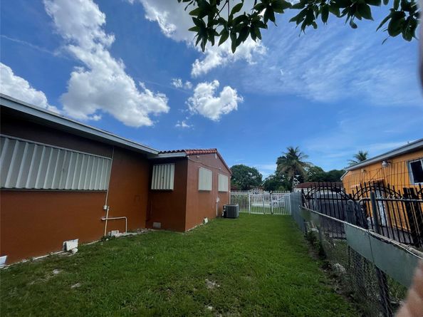 12900 NW 1st Ct, Miami FL 33168