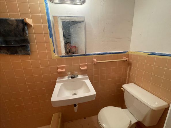 12900 NW 1st Ct, Miami FL 33168