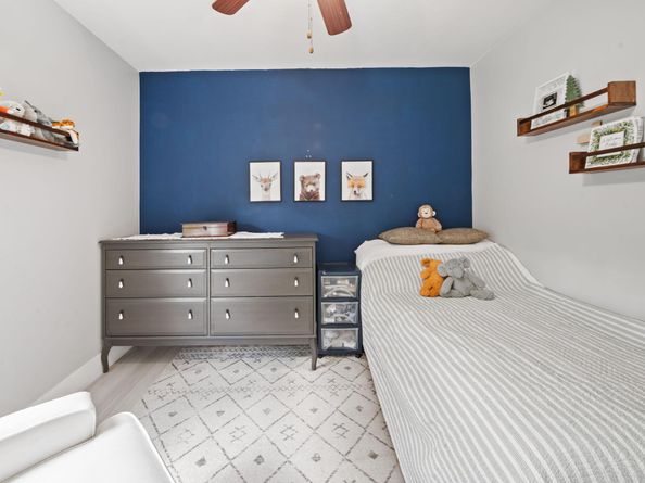 586 Abingdon Way, Davie FL 33325