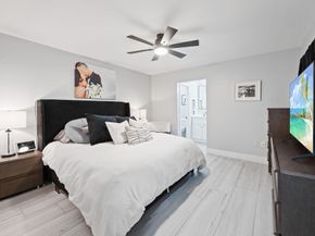 586 Abingdon Way, Davie FL 33325