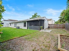 586 Abingdon Way, Davie FL 33325