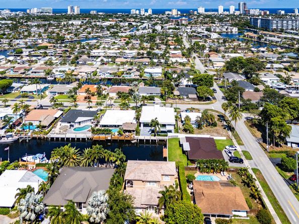 511 SE 7th Ave, Pompano Beach FL 33060